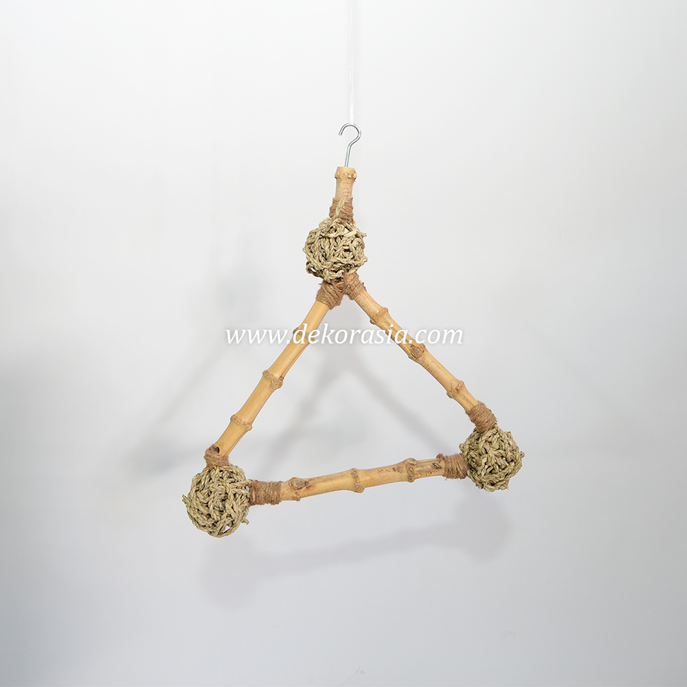 The Bird Perch is crafted from high-quality, sturdy agel rope, coconut fiber and bamboo cendani